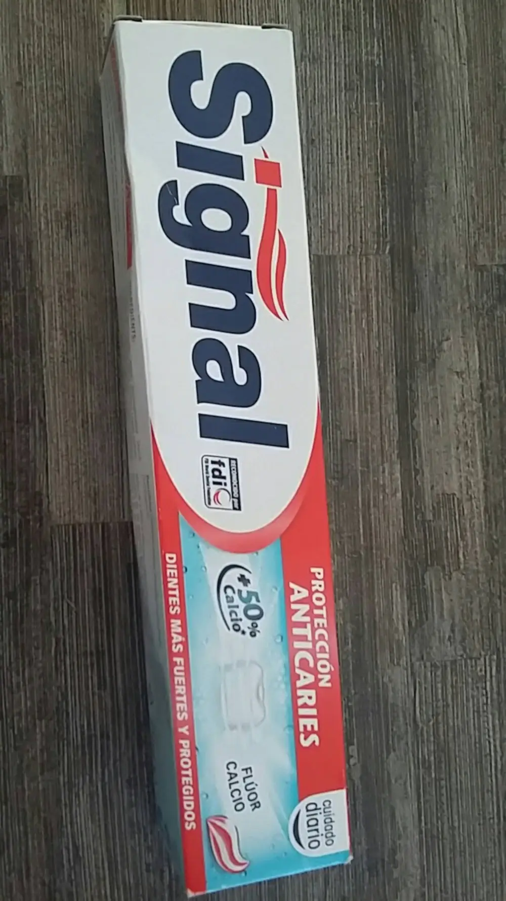 SIGNAL - Protección anticaries - Dentifrice 