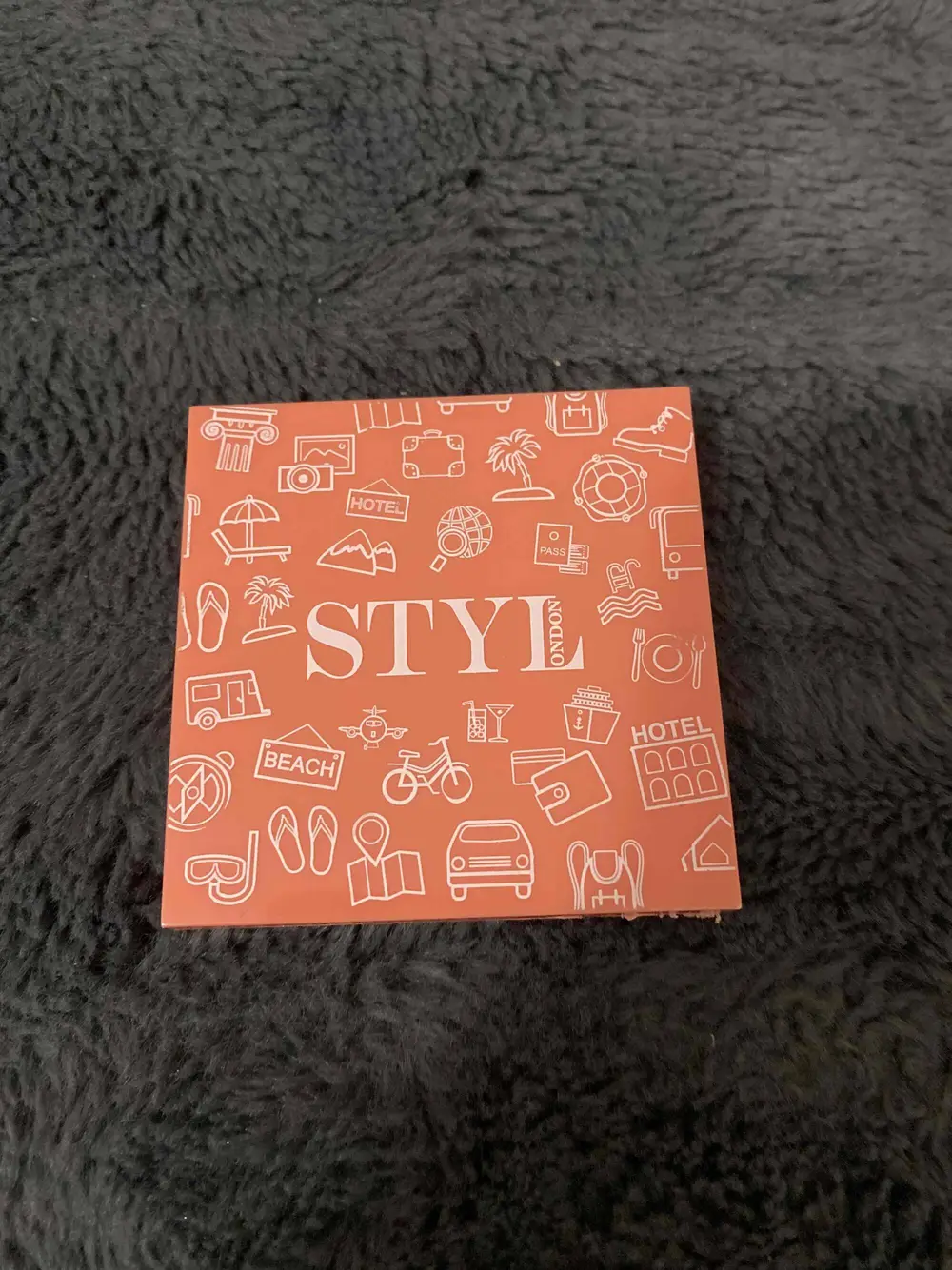 STYLONDON - Globetrotter - Eyeshadow palette
