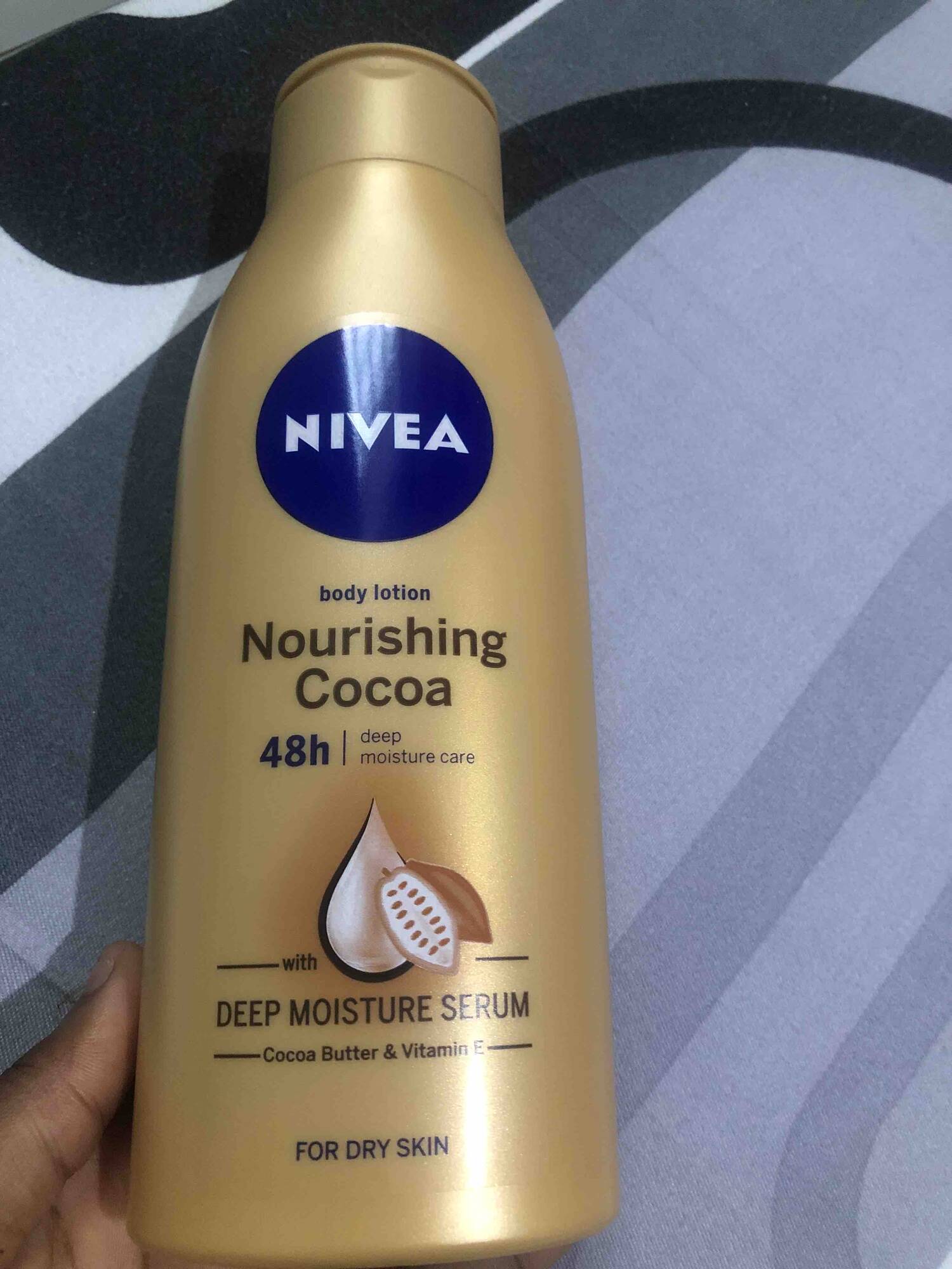 NIVEA - Nourishing cocoa - Body lotion 48h