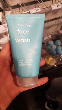 HEMA - Hydrating face wash