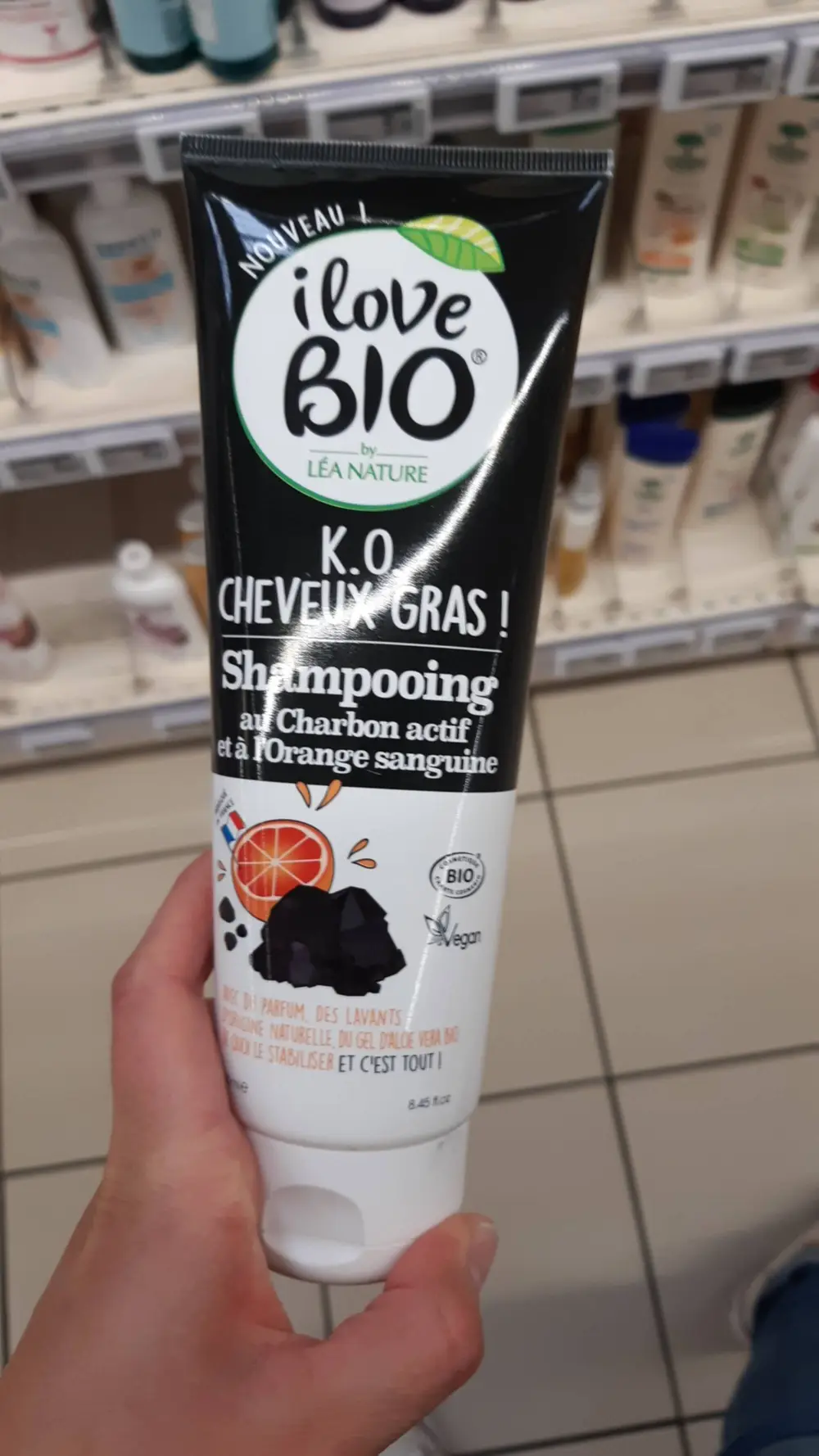 I LOVE BIO BY LÉA NATURE - K.O. Cheveux Gras - Shampooing au Charbon actif et à l'Orange sanguine