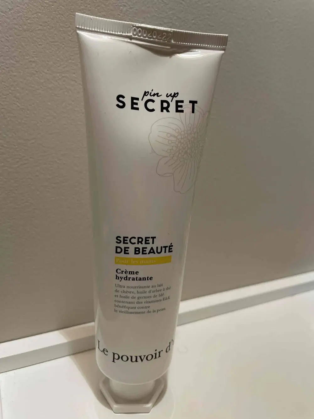 PIN UP SECRET - Secret de beauté - Crème hydratante pour les mains