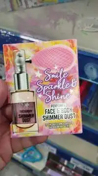 SMILE SPANRKLE & SHINE - Face & body shimmer dust