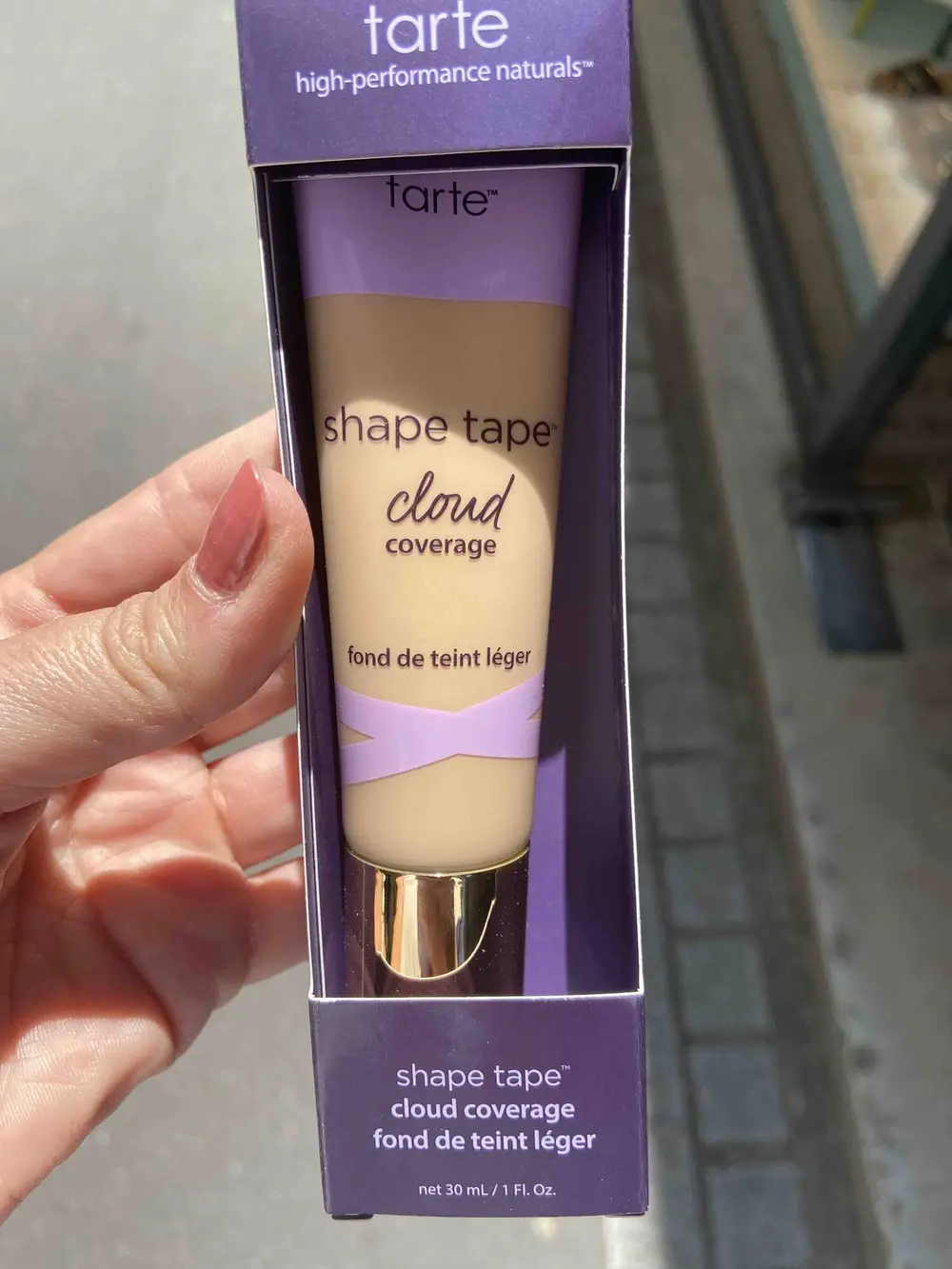 TARTE - Shape tape cloud coverage - Fond de teint léger