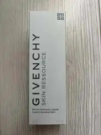 GIVENCHY - Skin ressource - Baume nettoyant liquide