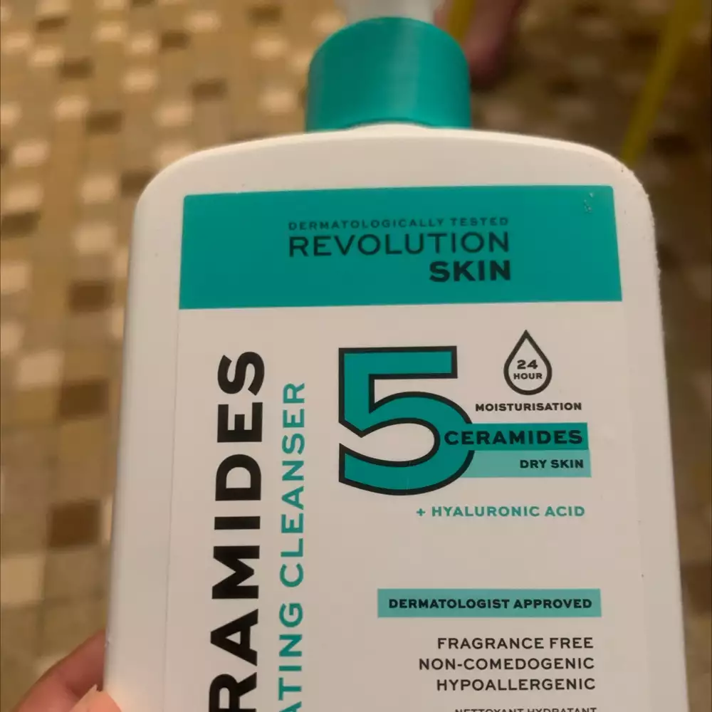 REVOLUTION SKIN - 5 Céramides - Hydrating cleanser
