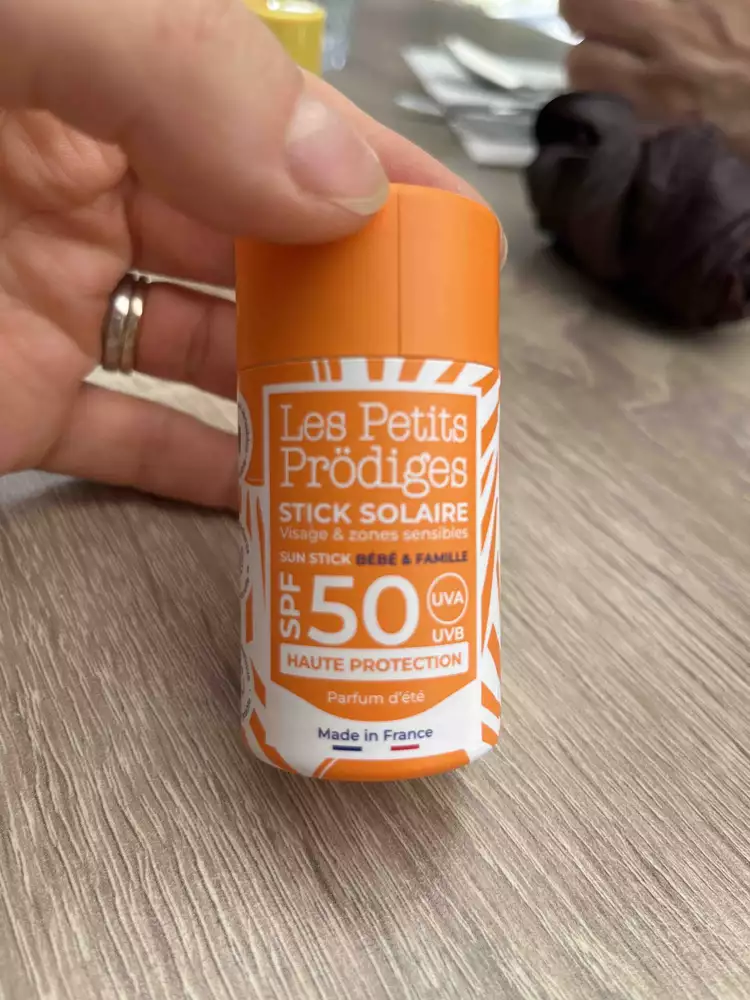LES PETITS PRÖDIGES - Stick solaire visage & zones sensibles SPF 50