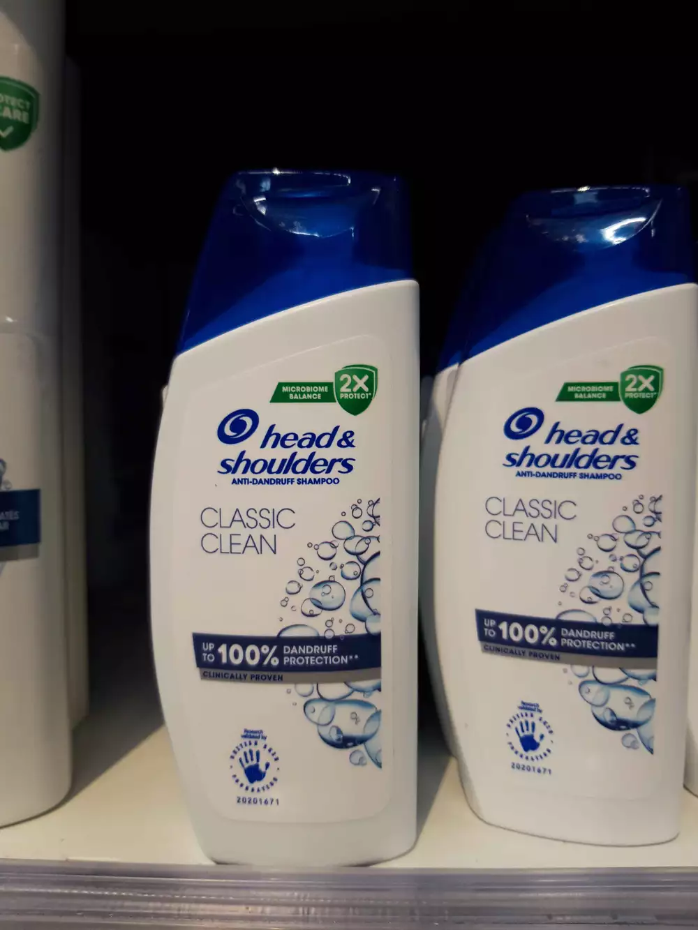 HEAD AND SHOULDERS - Classic clean - Anti dandruff shampoo