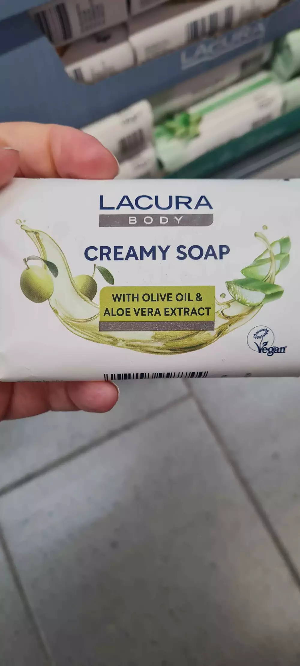 LACURA - Creamy soap with olive oil & aloe vera extract