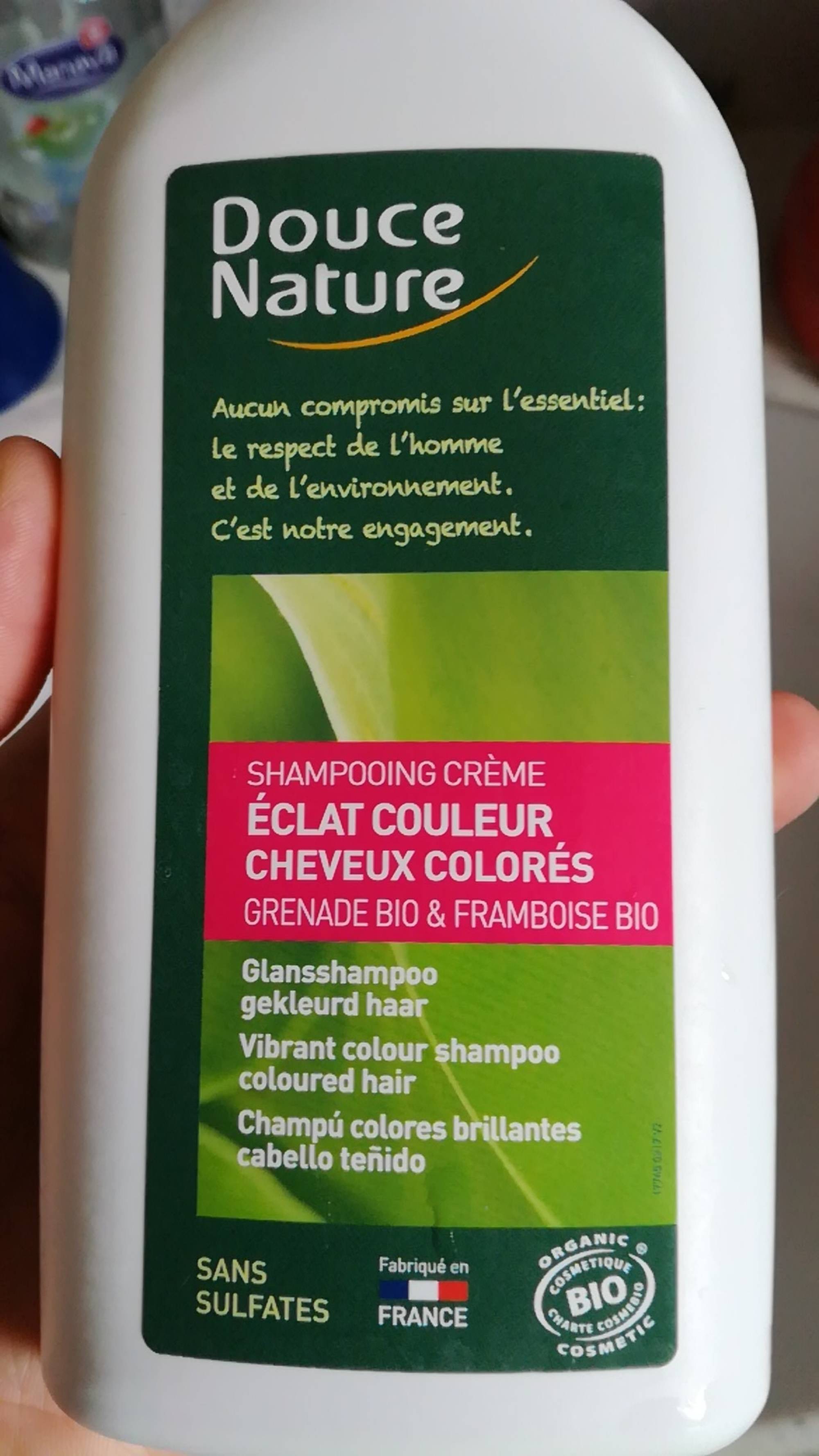 DOUCE NATURE - Éclat couleur cheveux colorés - Shampooing crème