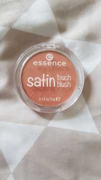 ESSENCE - Satin touch blush