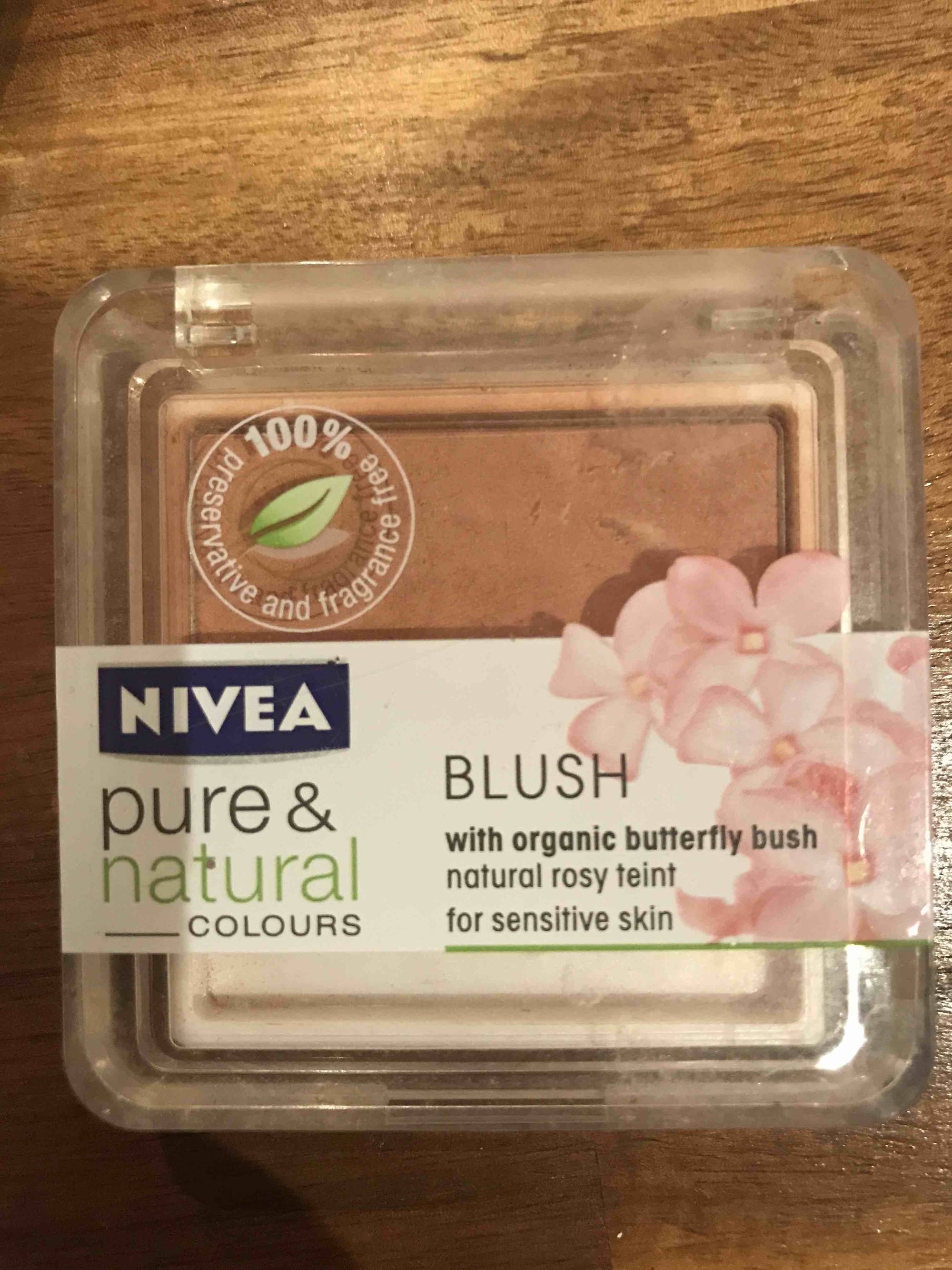 NIVEA - Pure & natural colours - blush with organic butterfly bush