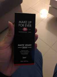 MAKE UP FOR EVER - Matte velvet skin - Fond de teint 24h