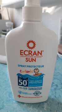 ECRAN LABORATOIRES GENESSE - Sun Enfants - Spray protecteur SPF 50+