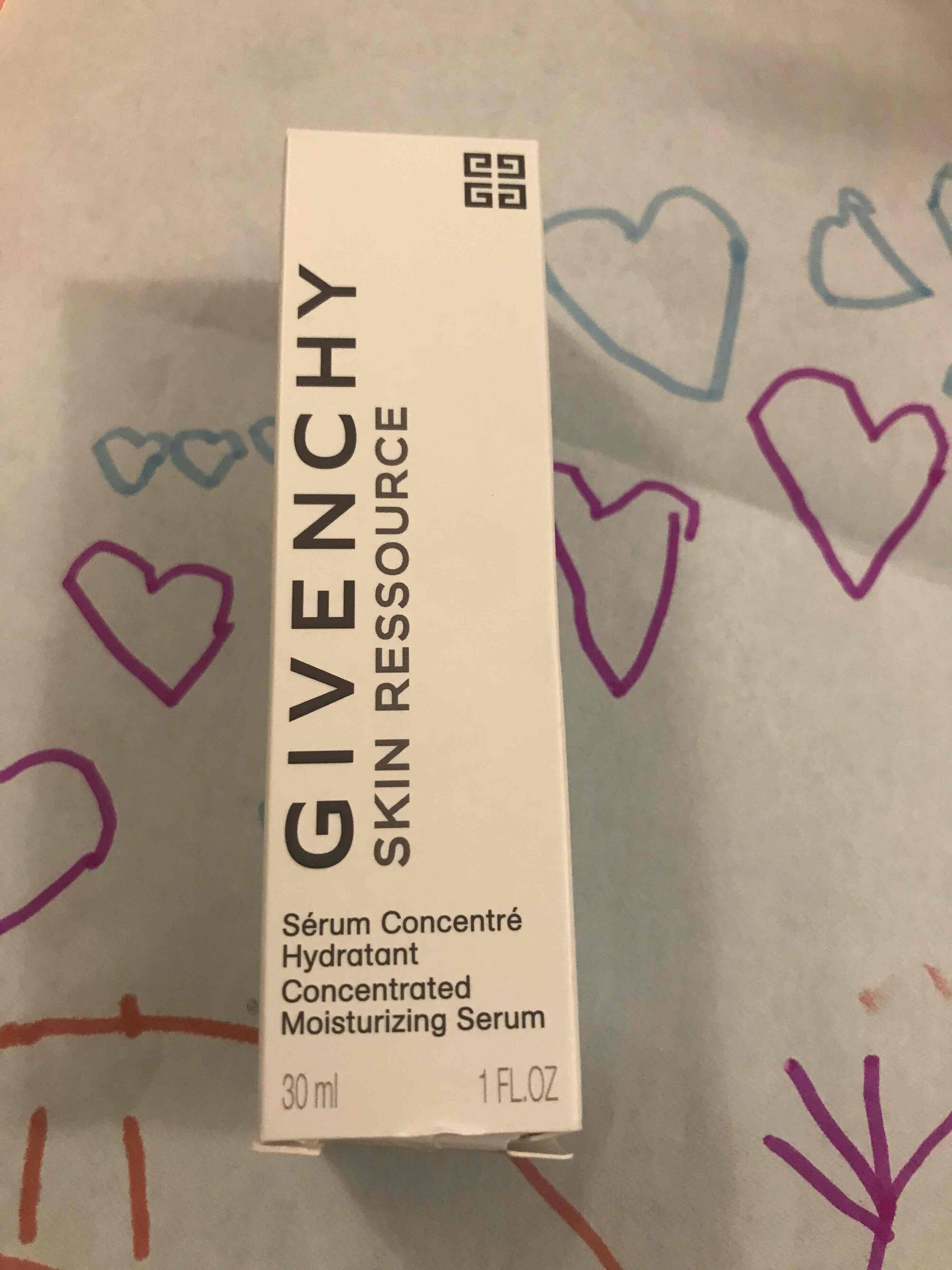 GIVENCHY - Skin ressource - Sérum concentré hydratant