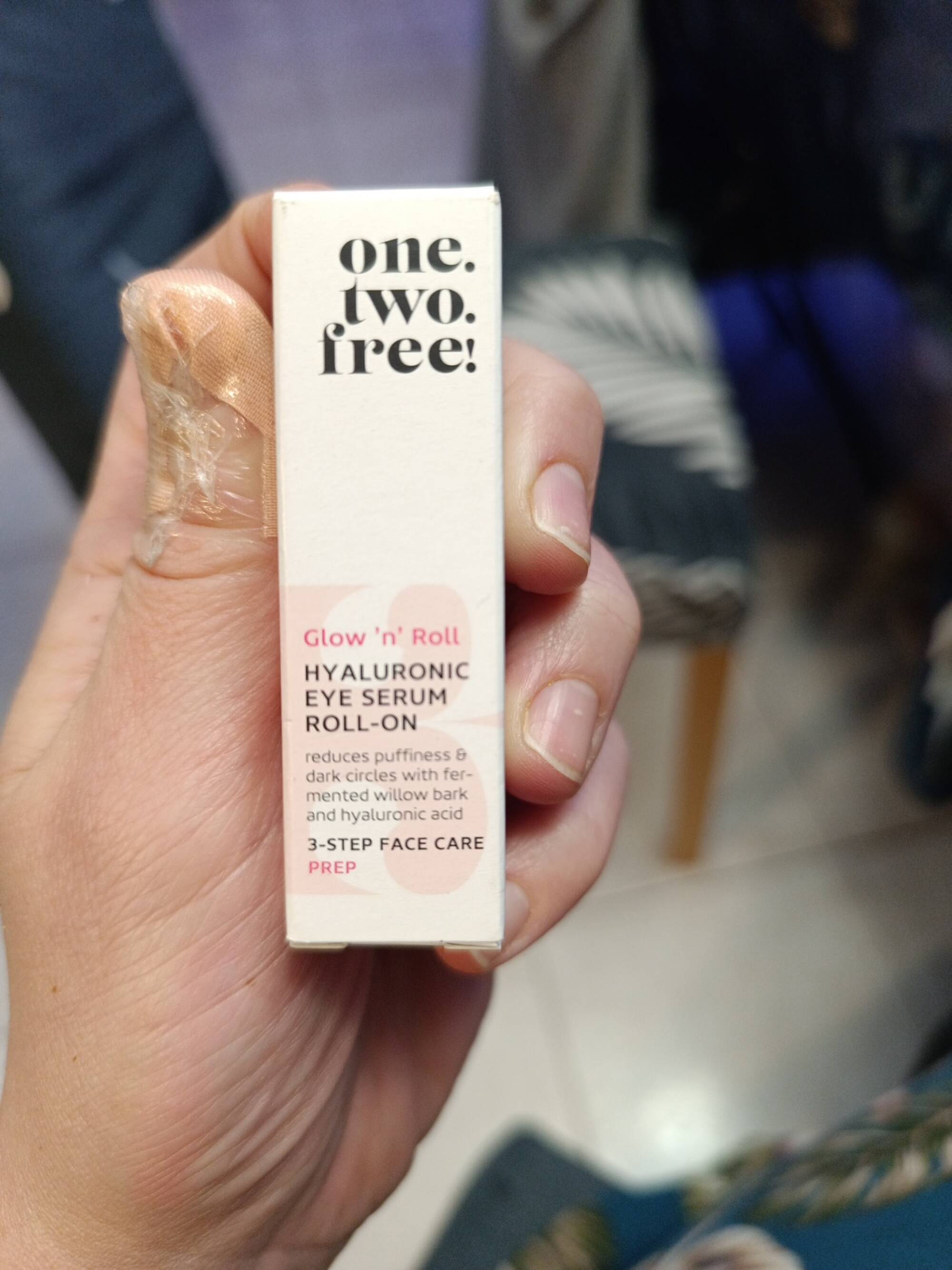 ONE.TWO.FREE! - Hyaluronic eye serum roll-on