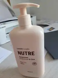 DELIPLUS - Loción nutre amêndoas & cica