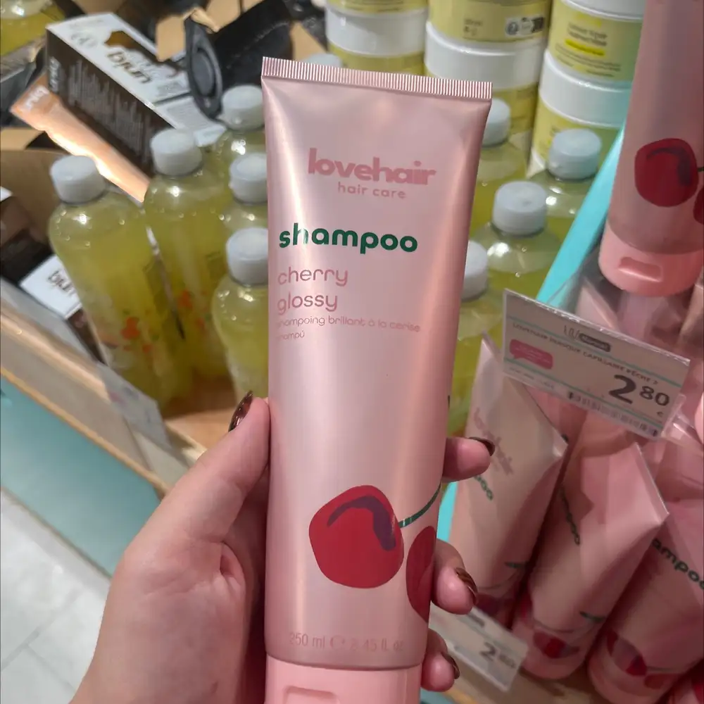 LOVEHAIR - Hair care - Shampooing brillant à la cérise