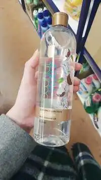 MPM CONSUMER PRODUCT - Coconut water - Superby luscious shampoo