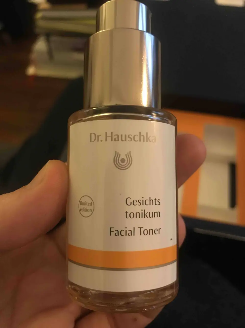 DR. HAUSCHKA - Facial toner