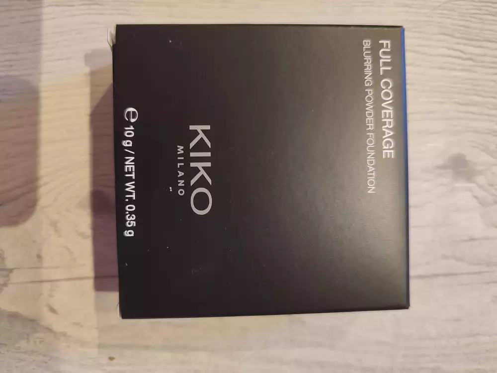 KIKO - Full couverage - Blurring powder foundation