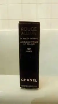 CHANEL - Rouge allure - Le rouge intense 99 pirate