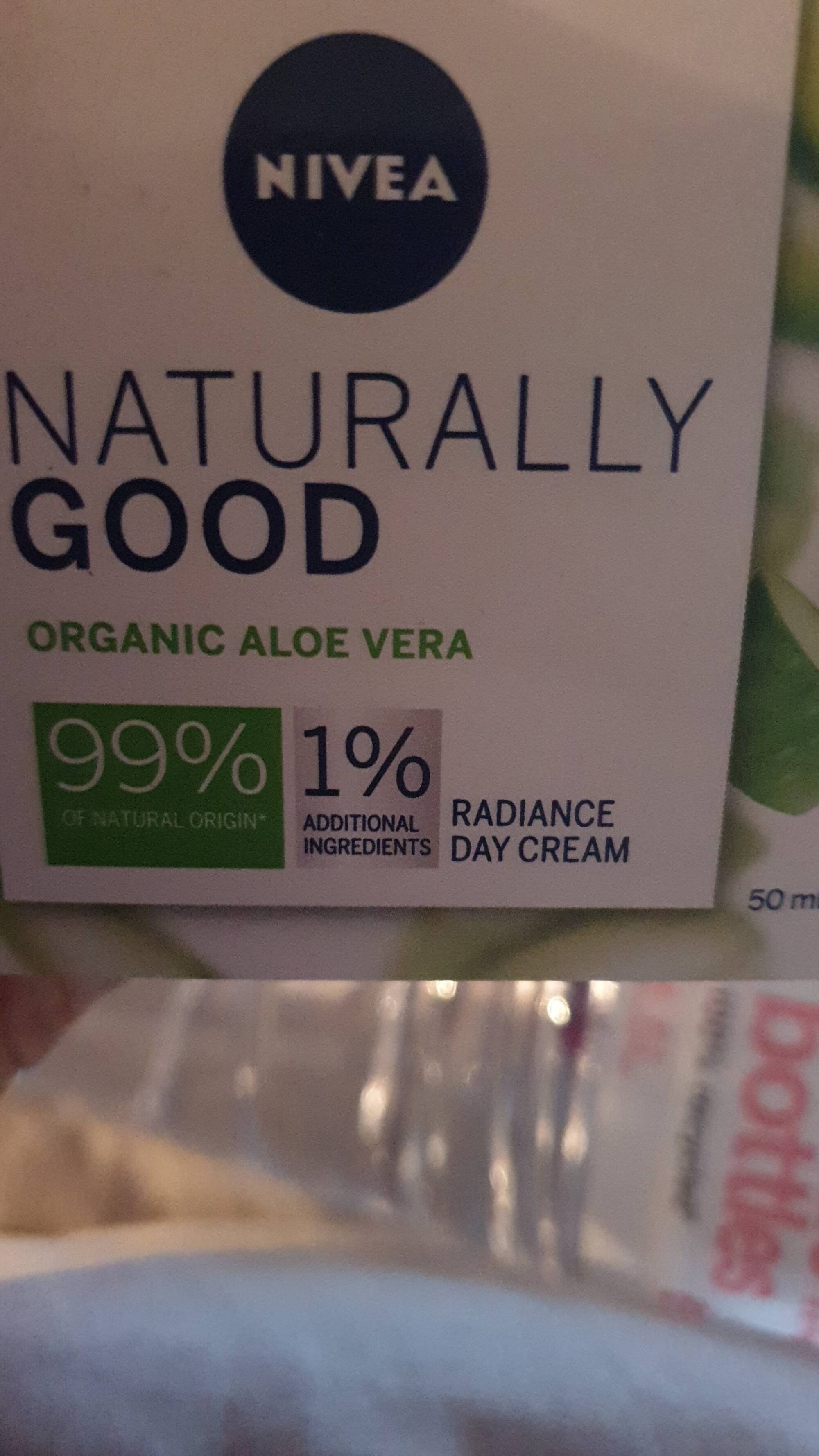 NIVEA - Naturally good - Radiance day cream