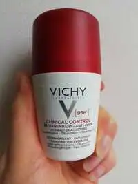 VICHY - Clinical control - Détranspirant anti-odeur