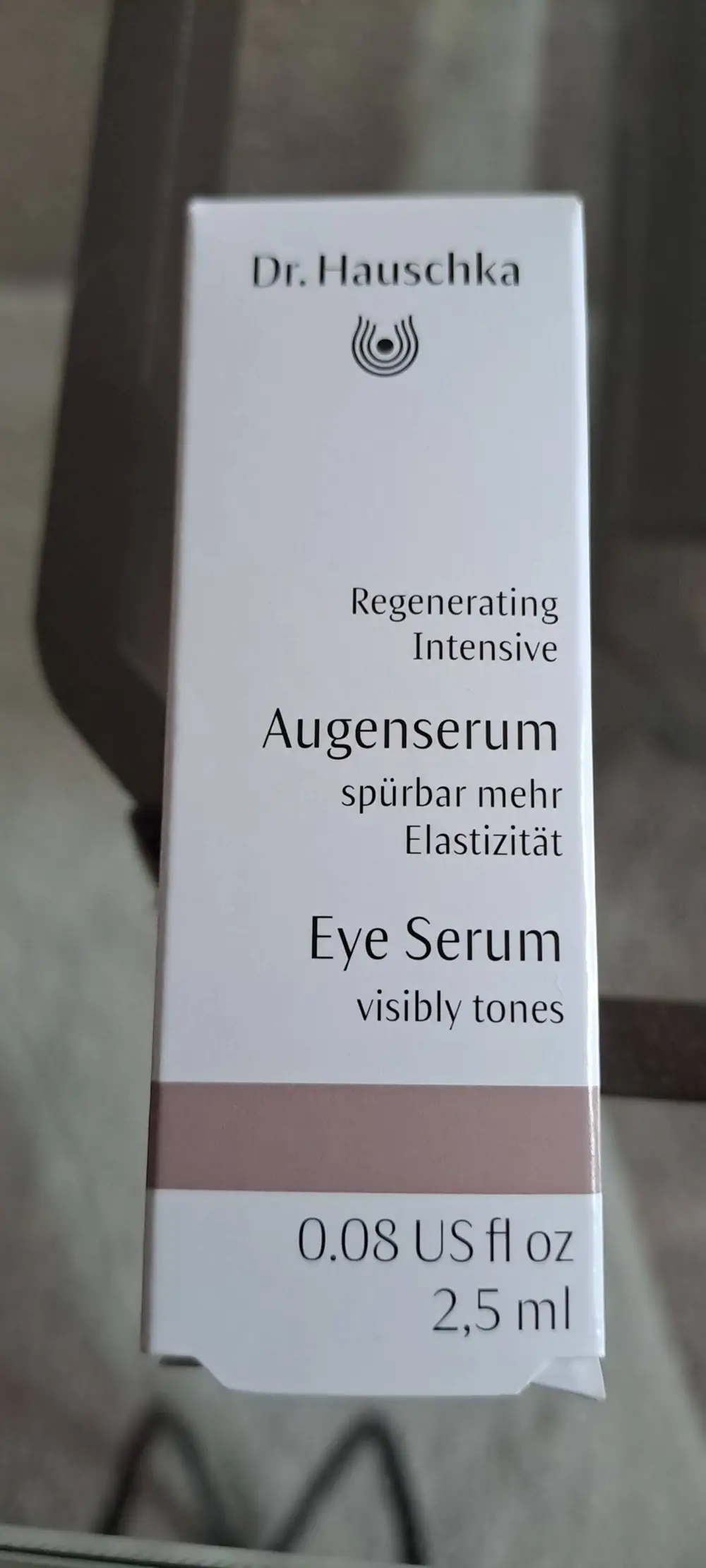 DR. HAUSCHKA - Eye serum regnerating intensive