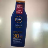 NIVEA SUN - Protect & hydrate 30