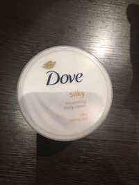 DOVE - Silky - Nourishing body cream