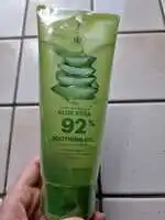 NATURE REPUBLIC - Aloe vera 92% soothing gel
