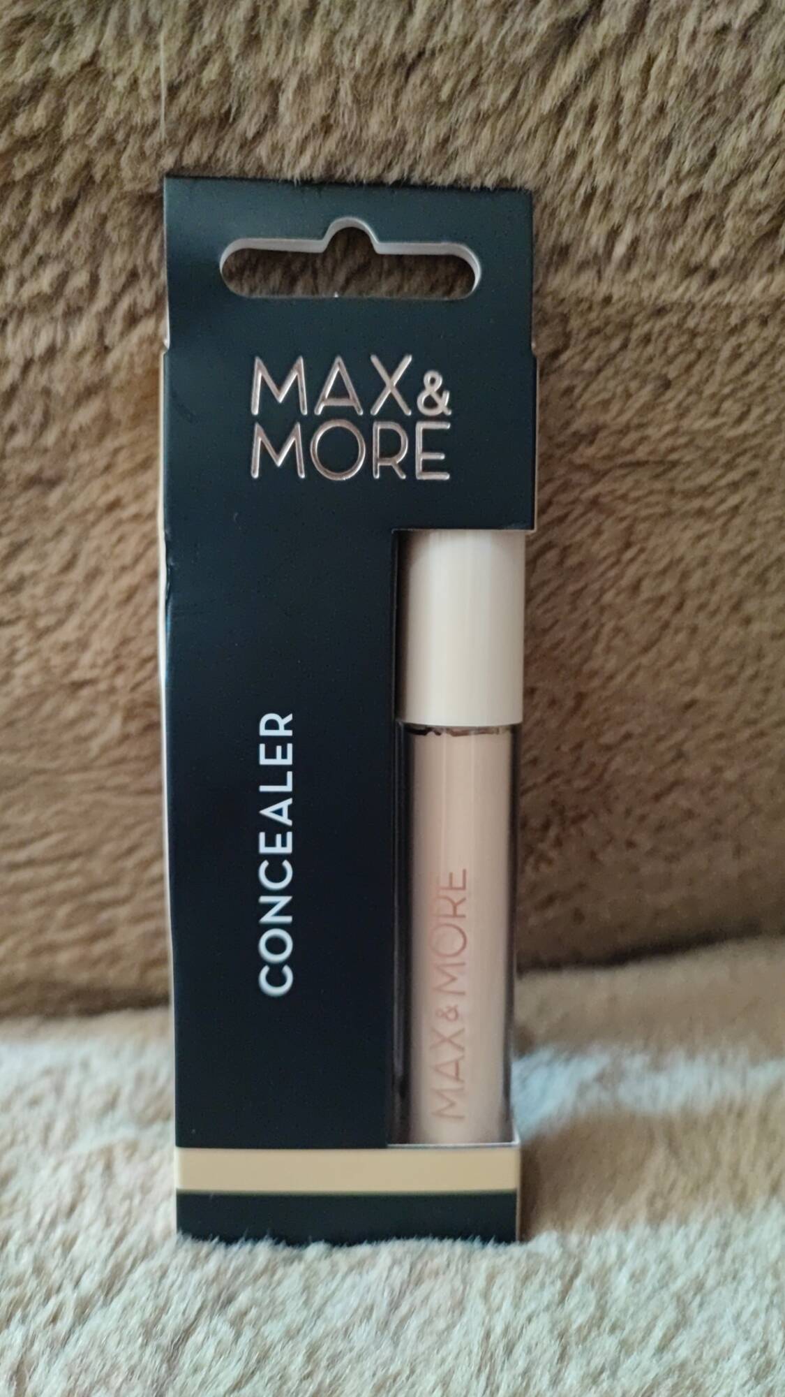 MAX & MORE - Concealer