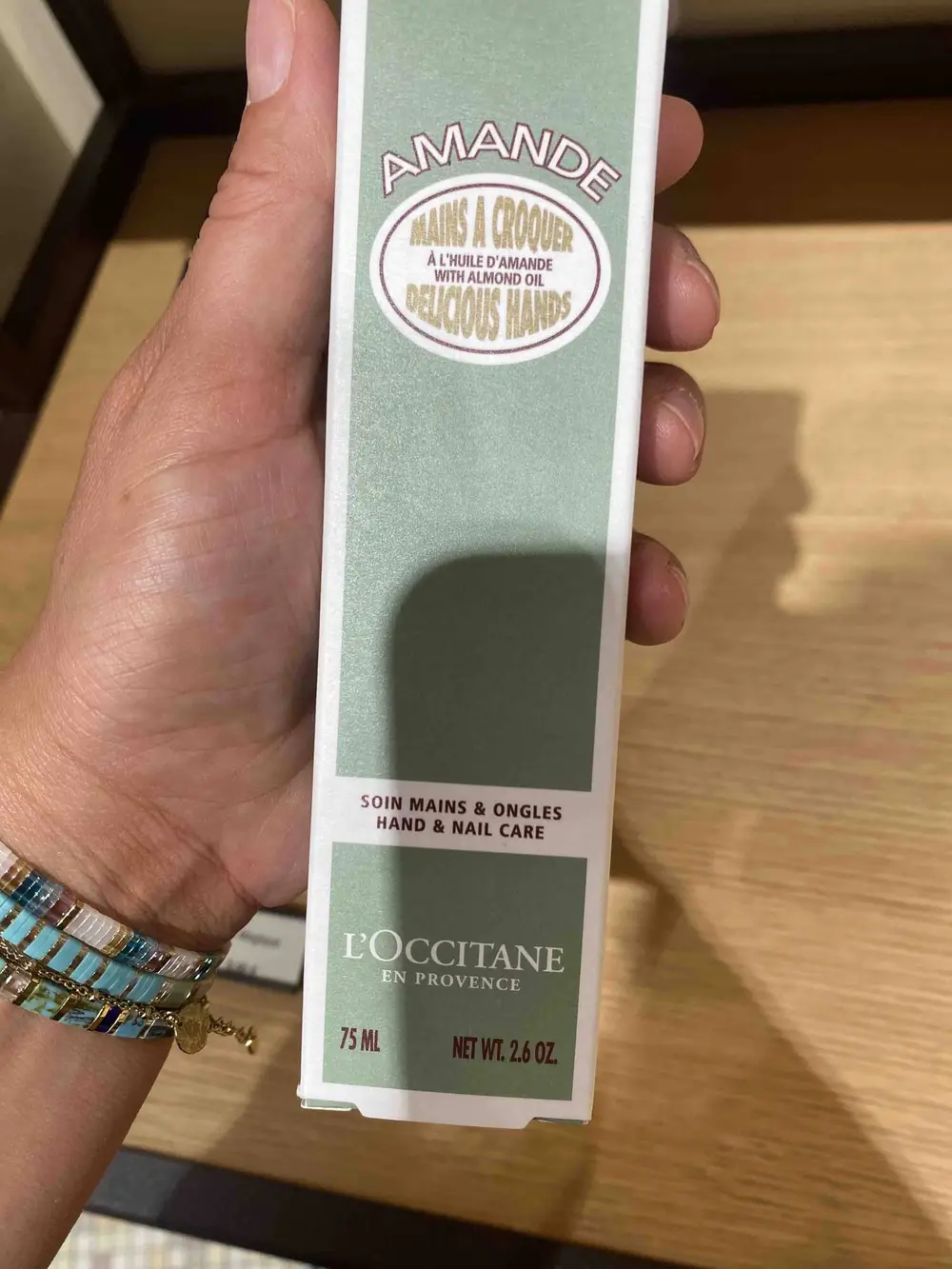 L'OCCITANE EN PROVENCE - Amande - Mains à croquer