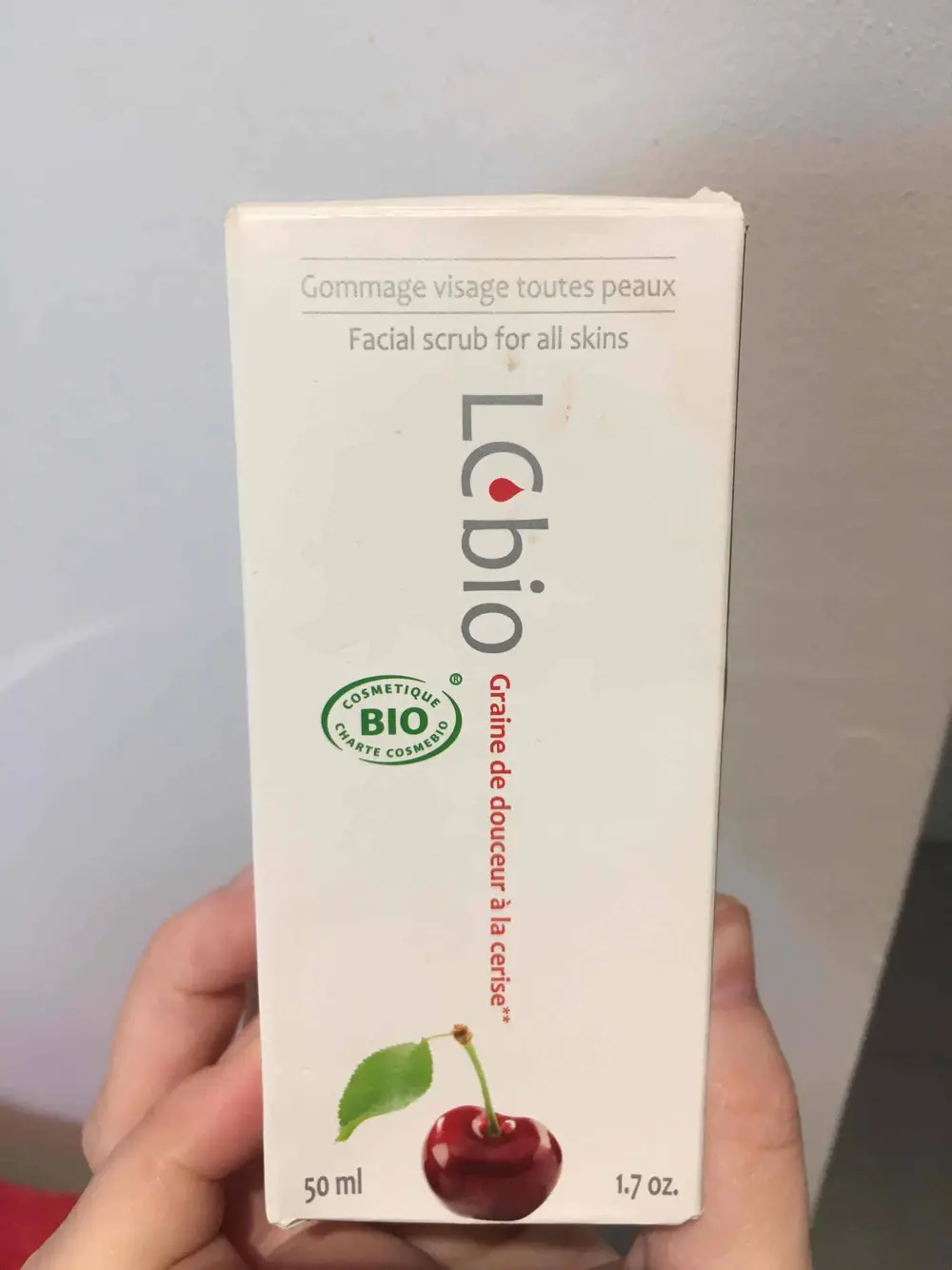 LC BIO - Graine de douceur à la cerise - Gommage visage bio