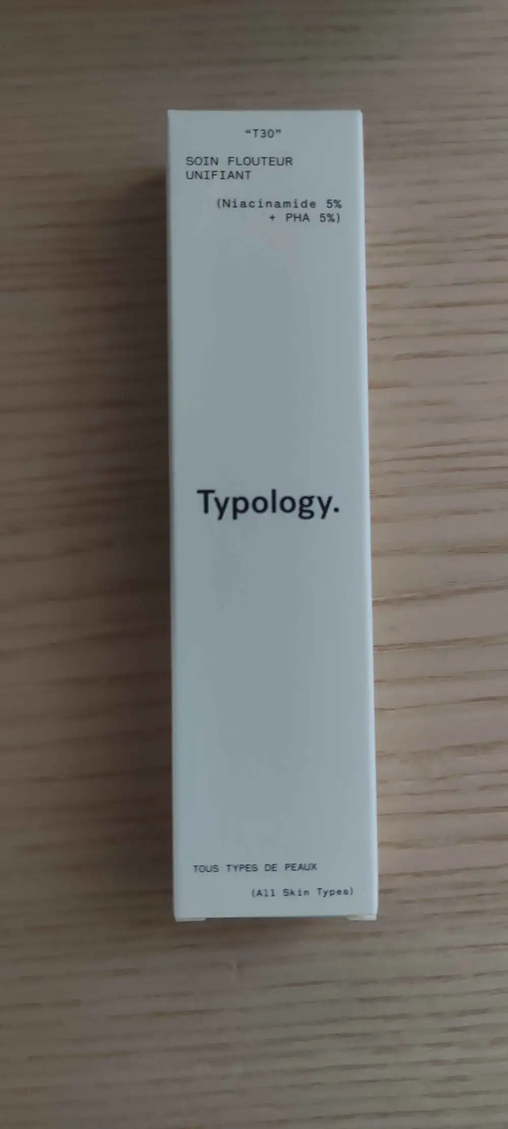 TYPOLOGY - Soin flouteur unifiant
