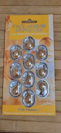 THE BEAUTY DEPT - Face serum capsules with vitamin C