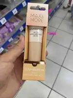 MAX & MORE - Foundation with hyaluronic acid 122