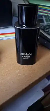 GIORGIO ARMANI - Armani code parfum