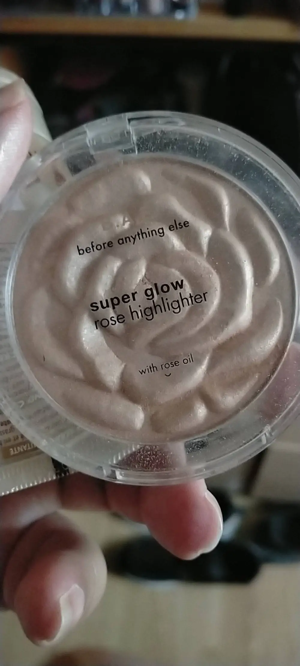 HEMA - Super glow rose highlighter