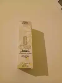 CLINIQUE - Fond de teint et correcteur 2 en 1