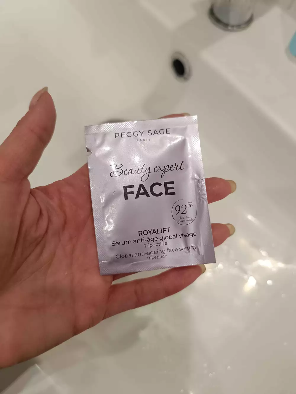 PEGGY SAGE - Beauty expert royalift - Sérum anti-âge global visage