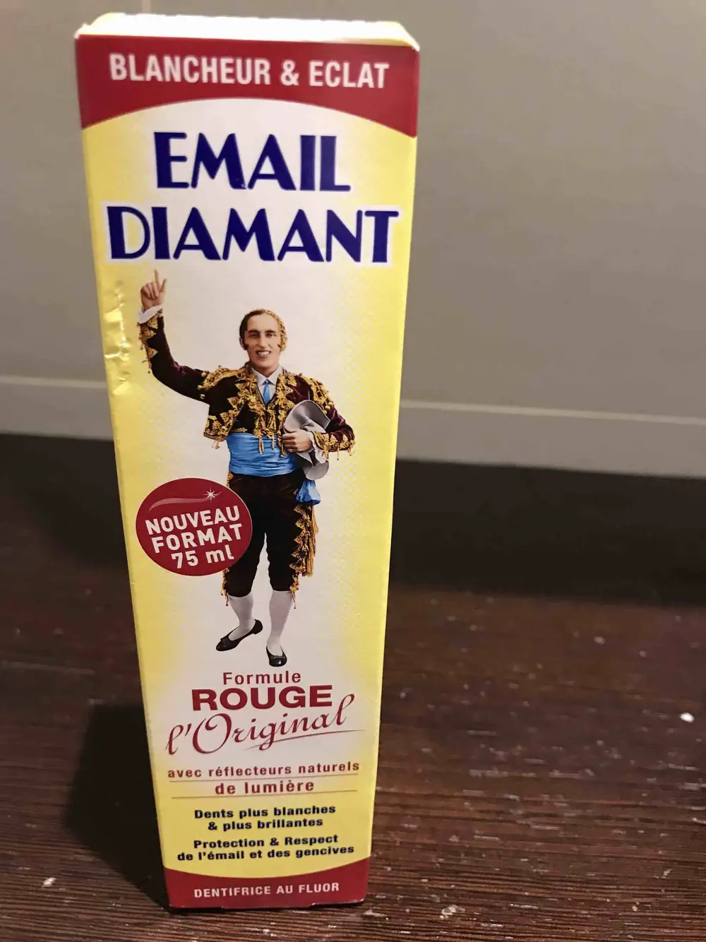 EMAIL DIAMANT - Formule rouge l'original - Dentifrice blancheur & éclat