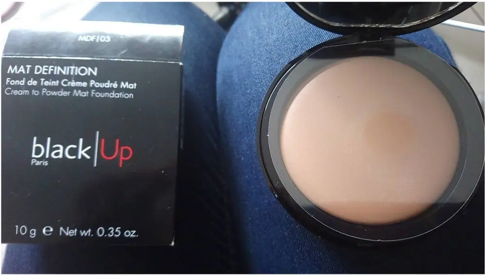 BLACK UP - Fond de teint Crème poudré Mat