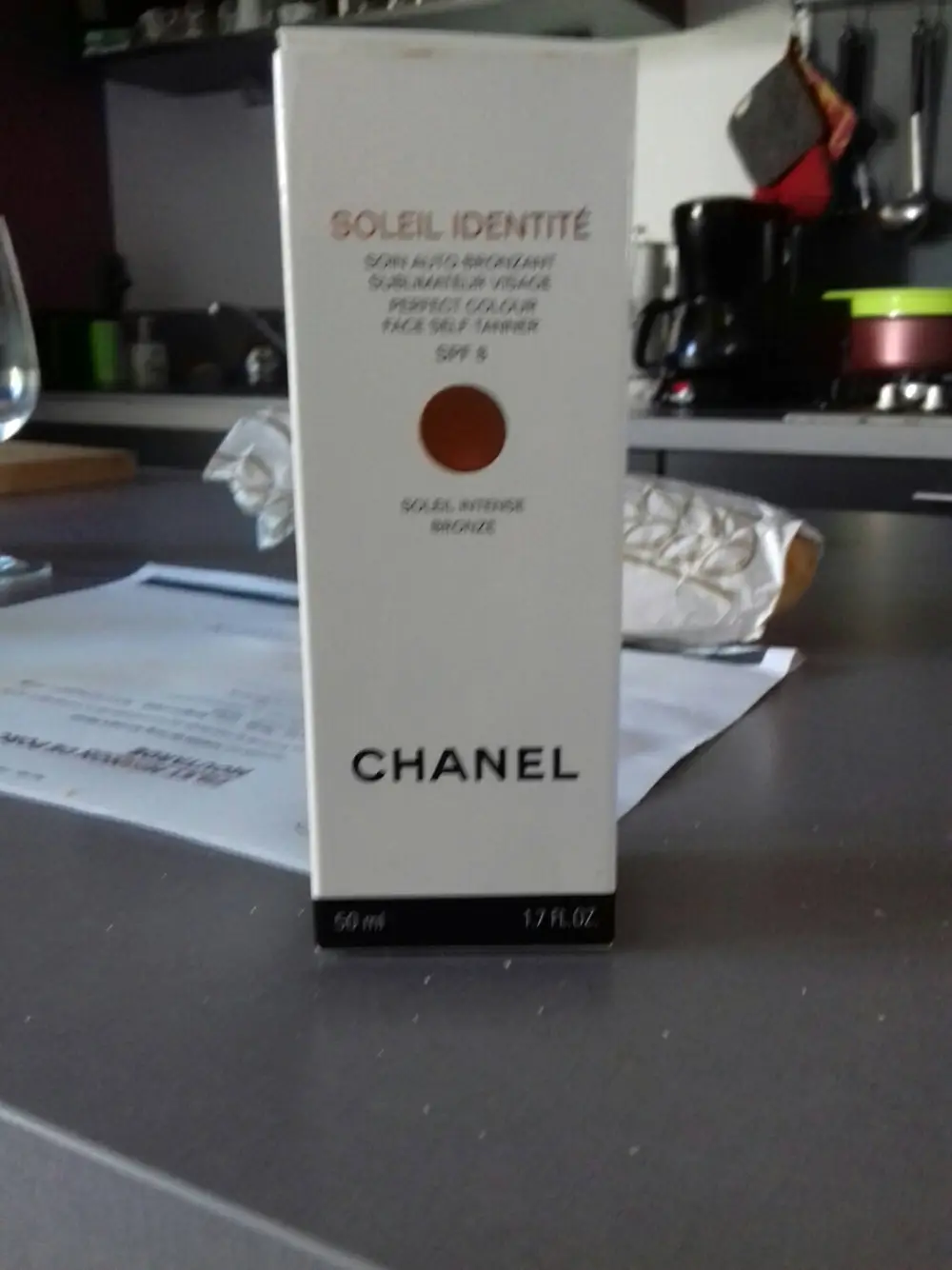 CHANEL - Soleil identité - Soin auto-bronzant sublimateur visage