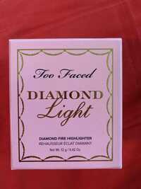 TOO FACED - Diamond light - Rehausseur éclat diamant