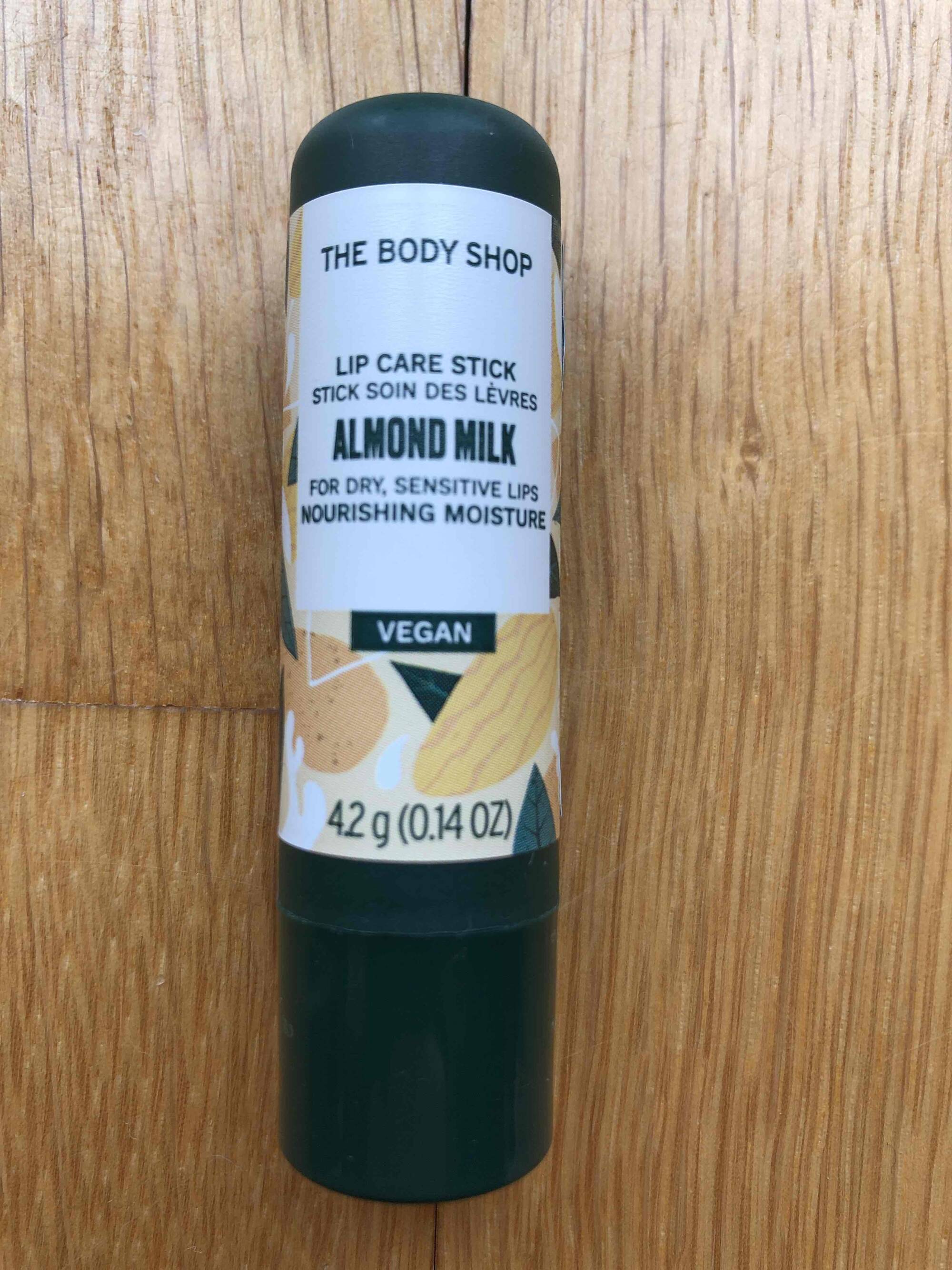 THE BODY SHOP - Almond milk - Stick soin des lèvres  