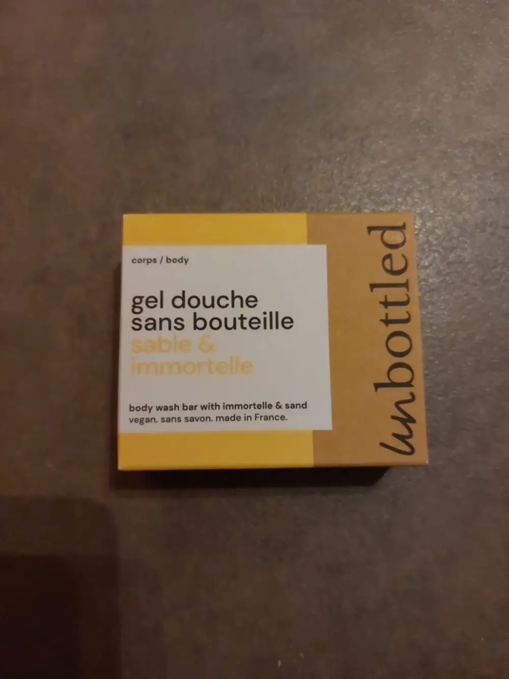 UN BOTTLED - Gel douche sans bouteille sable & immortelle