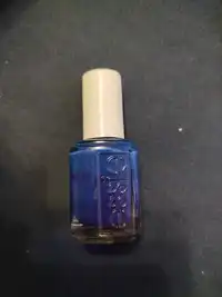 ESSIE - Vernis à ongles