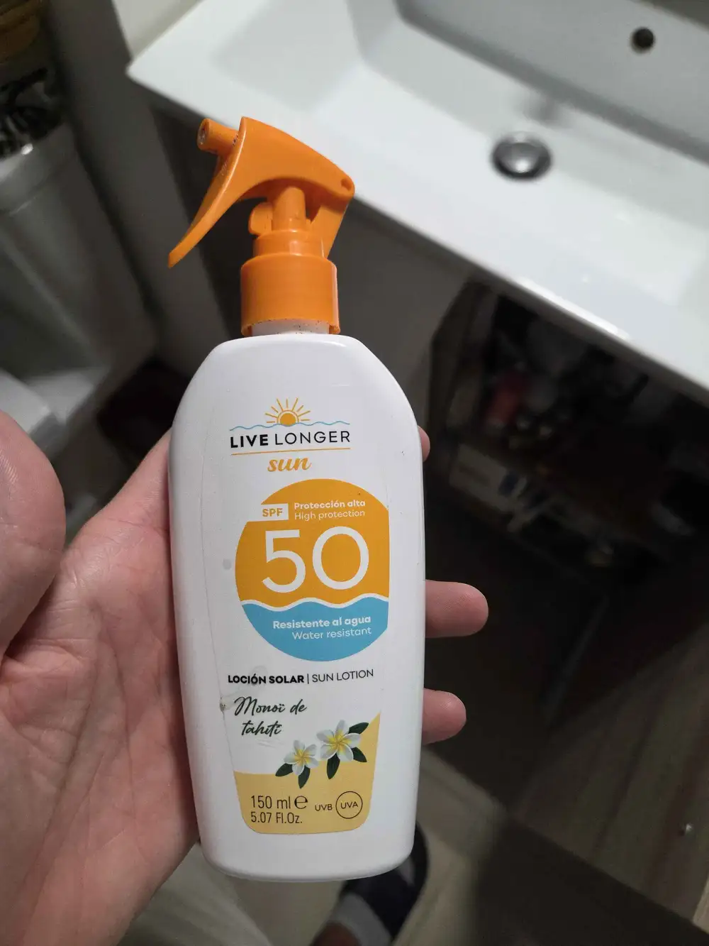 LIVE LONGER - Sun lotion SPF50
